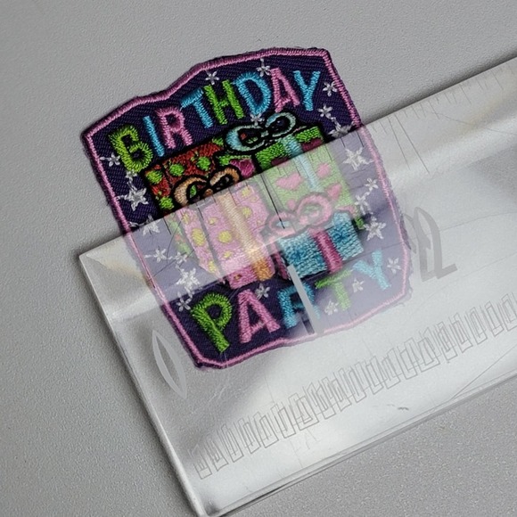 VTG Iron On Patch, Birthday Party Presents - Picture 4 of 6